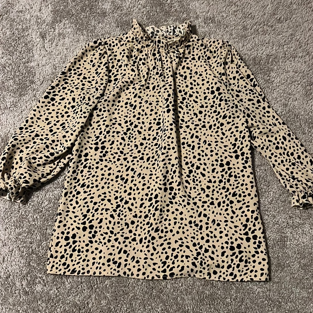 Gathered Camel blouse with black dots